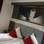 فندق Rheinhotel Lilie