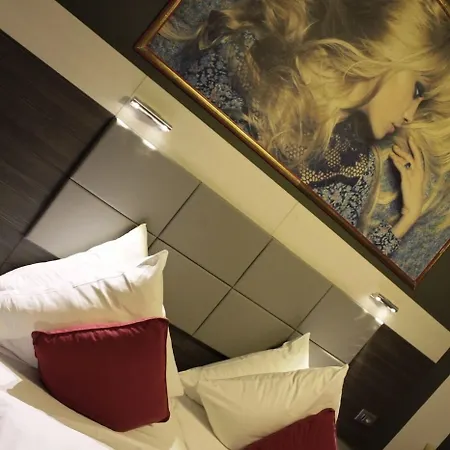 Rheinhotel Lilie 호텔 3*