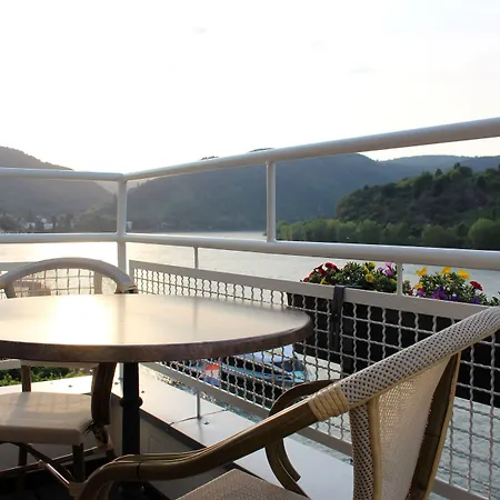 Rheinhotel Lilie 3* 보파르트