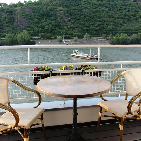 Rheinhotel Lilie 3* 보파르트