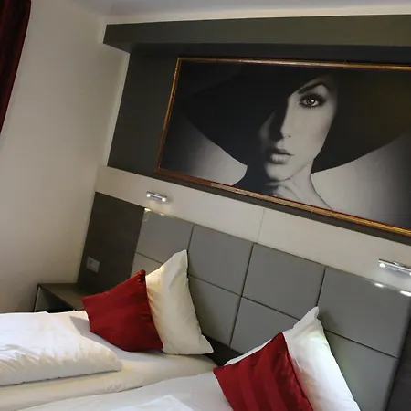 Rheinhotel Lilie 호텔